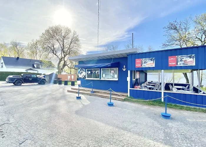 La Plage Motel